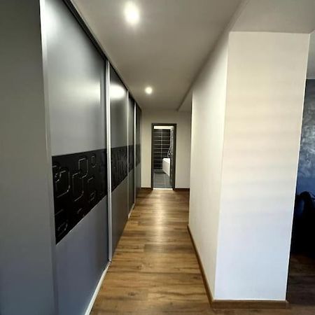 Modern Apartment In City Centre Banská Bystrica Exterior photo